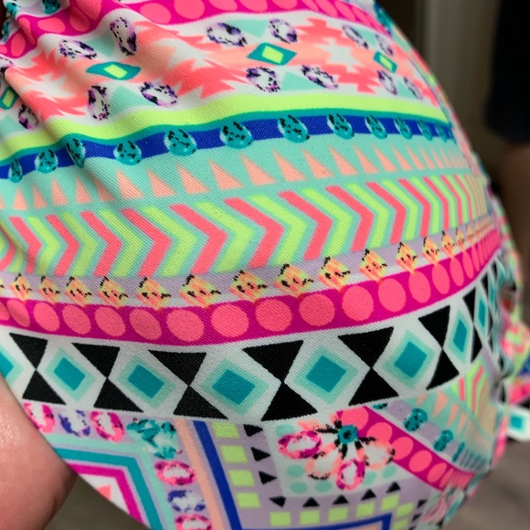 OP COLORFUL SWIMSUIT TOP - Picture 4 of 10